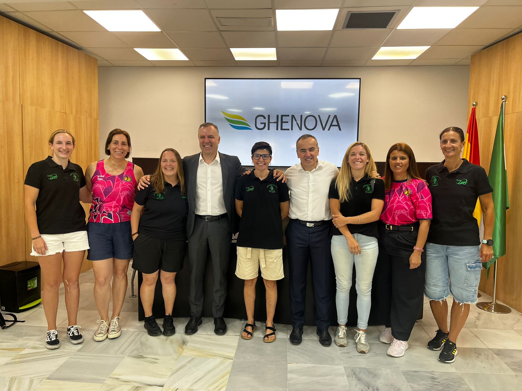 GHENOVA ELEVA SU APUESTA POR EL RUGBY FEMENINO DANDO SU NOMBRE A “LAS ...